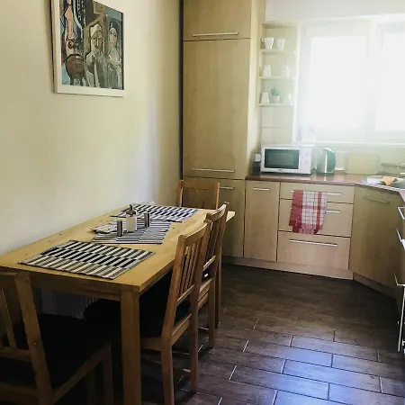 Homestay Skolici Stredisko Abena S Ubytovanim