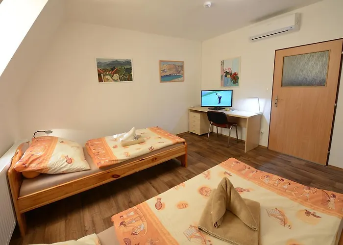 Privatunterkunft Skolici Stredisko Abena S Ubytovanim *