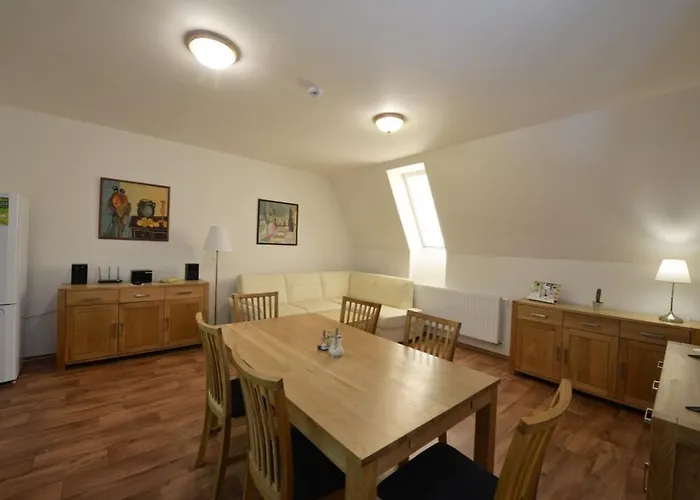 Skolici Stredisko Abena S Ubytovanim