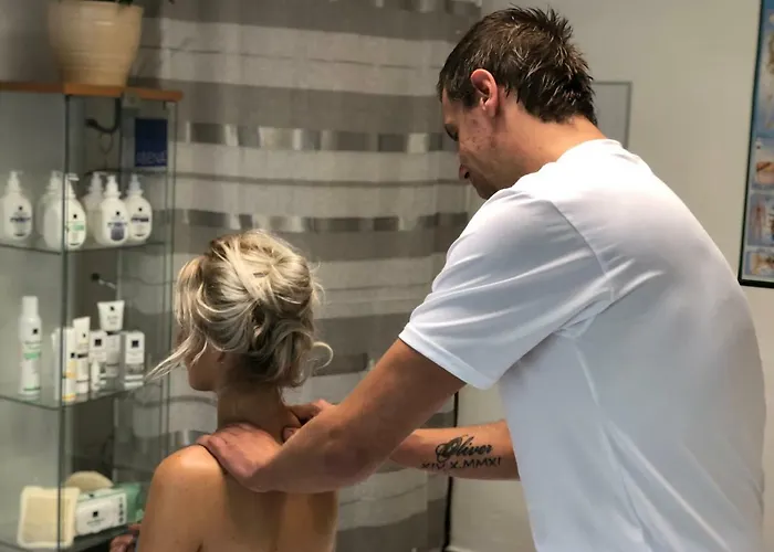 Skolici Stredisko Abena S Ubytovanim 民宿